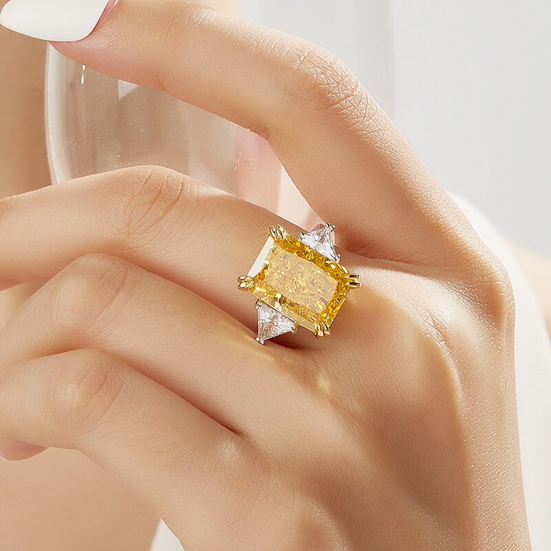 Elongated cushion crushed ice cut yellow cubic zirconia engagement ring o 1hfdnvgrg1lah1t5f1ab45mp6p71